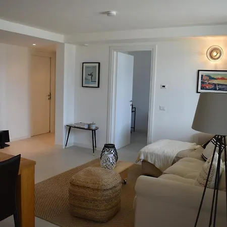 Monte E アパート Pianello Del Lario