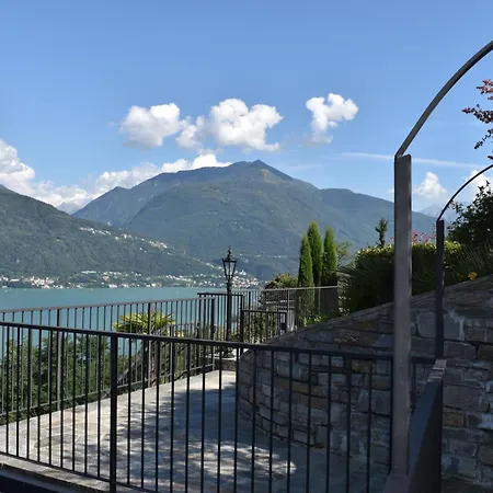 Monte E * Pianello Del Lario