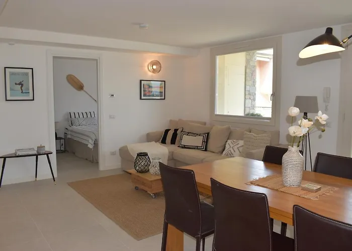 Monte E * Pianello Del Lario