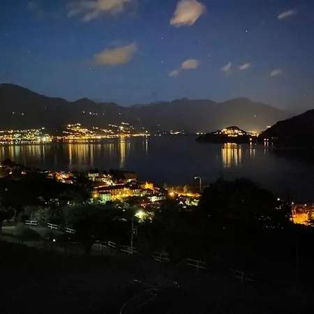 Monte E * Pianello Del Lario